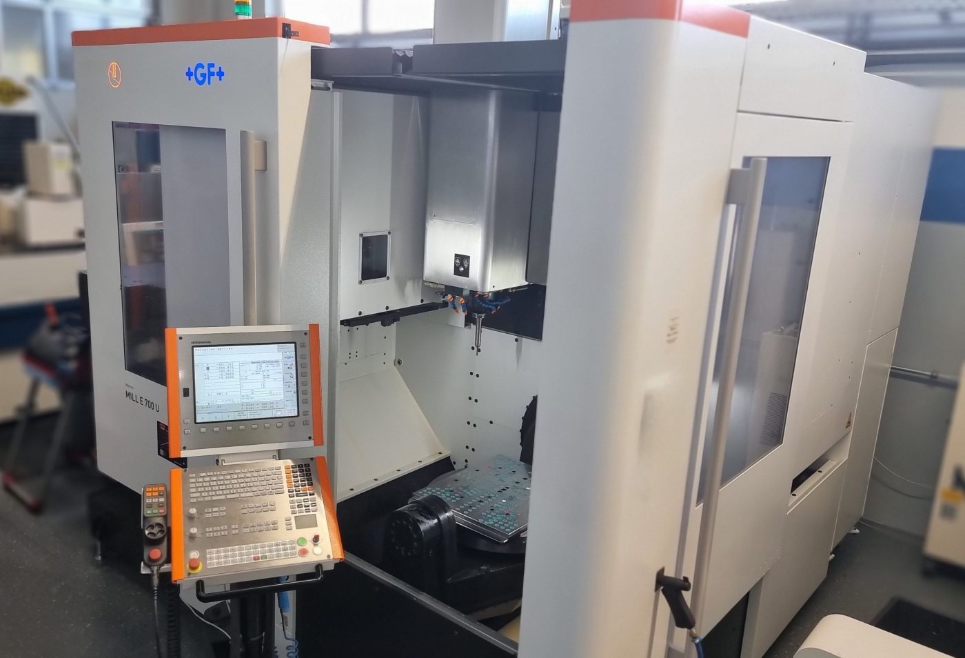 Mikron Mill E 700 U